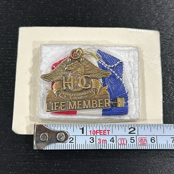 Harley-Davidson HOG Life Member Pin with Ribbon - Picture 3 of 4
